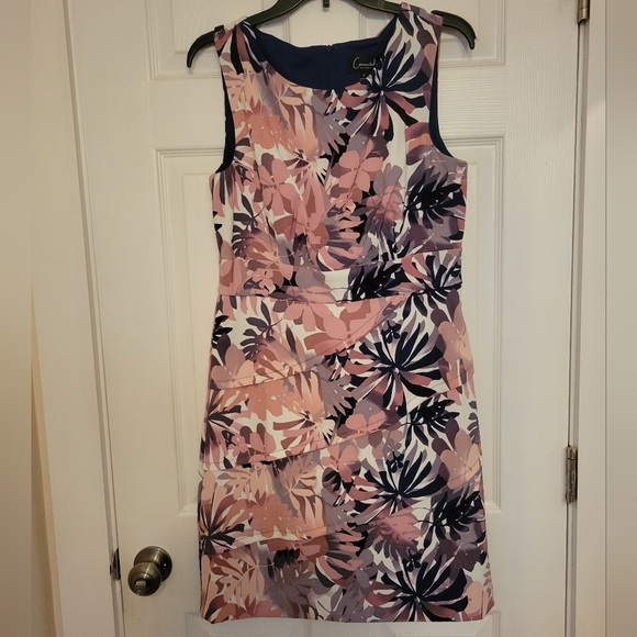 Connected Apparel dress - Picture 1 of 6